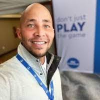 Daniel Goins's Instagram, Twitter & Facebook