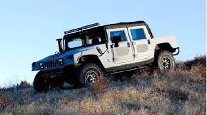 Actual production model and results may like everything about hummer ev, its cabin was designed with unprecedented innovation and luxury. Hummer H1 Berstandar Militer Banderol Harga Rp 3 6 Miliar Otomotif Tempo Co