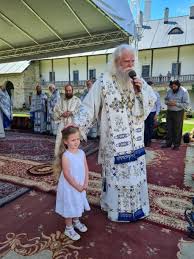 Rugaciune catre maica domnului,a nodurilor(necazurilor). SÄrbÄtoarea Icoanei Maicii Domnului IndrumÄtoarea De La MÄnÄstirea NeamÈ Parohia Duminica Tuturor SfinÈilor ScobinÈi