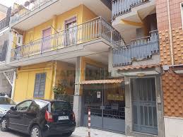 Scopri subito migliaia di annunci di immobili di privati, agenzie e costruttori e trova la tua futura casa su subito.it Case A Pomigliano D Arco In Vendita E Affitto Risorseimmobiliari It