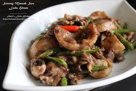 Protein boga bahari yang satu ini malah menjadikan resep khas peranakan masak saus tiram semakin menarik. Resepi Sotong Masak Sos Lada Hitam Resepikek Camored Com