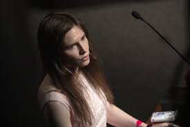 Getting lost with amanda knox, the infertility podcast she hosts with husband christopher robinson, they. Amanda Knox Says Next 4 Years Can T Be As Bad As Her Time In Italy No Matter The Election Outcome