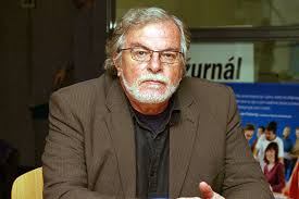 A message from jay and liz scott, alex's parents: Herec A Reziser Jan Kacer V Magazinu Sarm Hradec Kralove
