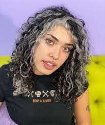 Minerva Ochoa's Instagram, Twitter & Facebook