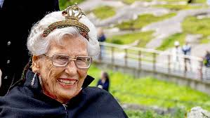 Prinzessin Astrid ist tot: Berührende letzte Bilder von König Haralds Schwester — T-Online