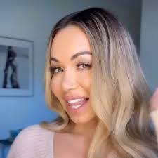 Jazmine Robles's Instagram, Twitter & Facebook