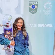 Mesma situação vivida pelo surfista gabriel. Skatista Rayssa Leal Ganha Apoio Da Tia Juliette E Dos Cactos