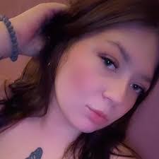 Ebony Dotson's Instagram, Twitter & Facebook