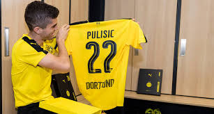 Bvb borussia dortmund trikot jersey champions league emma autogram mkhitharian. Bvb And Puma Present The New Home Jersey Bvb De