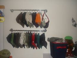 Check Out These Diy Hat Rack Ideas To Hang Your Hats And Caps On After You Are Back From The Outdoor Visits In The Sum Hat Organization Hat Storage Rack Ideas