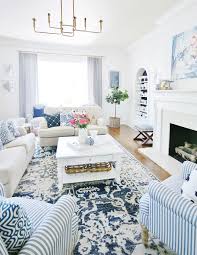However, many people place the accent on the second syllable: How Do You Say Peony Thistlewood Farm