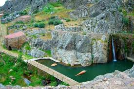 With more than 15 hotels spread across the entire. Penha Garcia Idanha A Nova Portugal Roteiro De Viagem Portugal Ferias Portugal Melhores Lugares Para Viajar