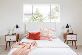 Up to 70% off everything home! 8 Stylish Minimalist Bedrooms With Personality