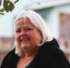 Debra Hochstetler's Instagram, Twitter & Facebook