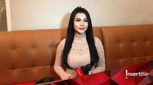 Nama tisya erni sedang ramai diperbincangkan warganet, karena dikabarkan dekat dengan komedian sule. F5ec524nnnvmom