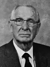 Clifford Lowry's Instagram, Twitter & Facebook