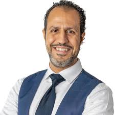 You know it's a good day to be a social media manager when you FINALLY wake  up to a decent instagram update 🥹🤝 Say goodbye to tapping through IG  story videos in