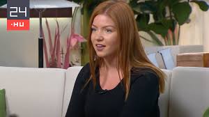 Contact tolvai reni on messenger. Ha Magadtol Nem Vetted Volna Eszre Tolvai Reni Razoomolt Kilogo Mellere 24 Hu