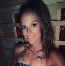 Jenifer Floyd's Instagram, Twitter & Facebook