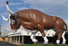 longhorn bull statues