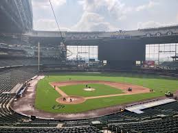 Milwaukee Brewers Game Proceeds As Scheduled Amid Wildfire Smoke and Air Quality Concerns