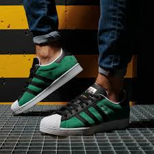 Im offiziellen adidas de online shop findest du alle styles und farben des superstar. Adidas Superstar 2020 Fw7844 Blau 89 99 Sneaker Sizeer De