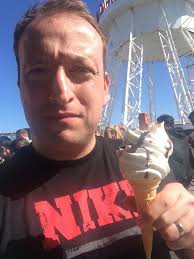 james mclernon (@jambo8)