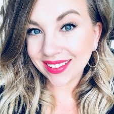 Ashley Glaza's Instagram, Twitter & Facebook