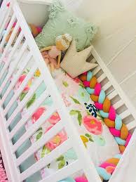 Montessori yatak yan koruma minderi yapımı. Orgu Besik Koruyucu Yapimi Mimuu Com Bebek Yatak Ortuleri Besik Yastiklar