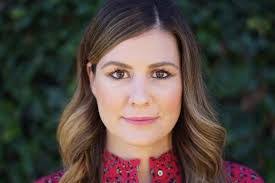 Laurie Spindler's Instagram, Twitter & Facebook