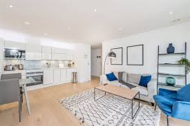 .landmark buildings at canary wharf. Fantastic 1 Bedroom Flat For Sale Heritage Tower Liberty Building Buy Or Rent A Flat In Canary Wharf