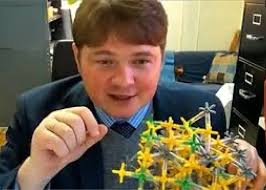 NDSU professor receives award to further photovoltaics research