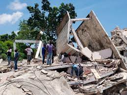 The picture show officials say entire towns were destroyed by the massive quake, leaving more than 1,200 people dead and thousands injured. 3v5nhhgchvqeom