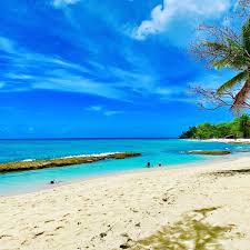 This home has the best location on the beach and is unrivaled in views. Clardiodesign On Twitter Dayoff Comme Un Lundi En Martinique Beach Caribbean Shotoniphone