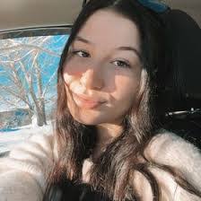 Abbie Levesque's Instagram, Twitter & Facebook