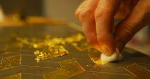 And that character of gold leaf is determined by its manufacturers and users agreeing on the sweet spot between cost and practicality. The Art Of Gold Gilding And Gold Leaf In Interior Design Pigmentti