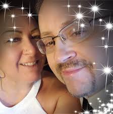 Flying Saucer Restaurant in Niagara Falls, Ontario, Reviews and Experiences