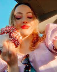 Lara Johnston (@larajohnston) • Instagram photos and videos