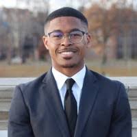 Laura Folks's Instagram, Twitter & Facebook