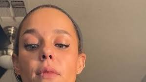 Amazon.com: Eyeko 眉毛凝膠- 有色- 淺棕色- 自然靈活抓握- 注入角蛋白8 毫升: 美容與個人護理