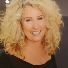 What happens when you put a couple of hundred high school students in a  room at South Auckland MIT and let them Skype in with IT chief of  technology officer at NASA