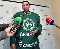 Кояш — кызыл, ак барс, аның. Ak Bars Segodnya Sygraet V Chernoj Forme Ona Vypolnena V Chest Tatnefti I Neftyanikov Sport Na Biznes Online