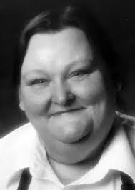 Lynne Poe's Instagram, Twitter & Facebook