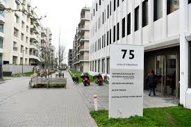 Na stefano boeri en johannes norlander strijken nu ook max dudler en peter zumthor neer op nieuw zuid. Te Gast Bij De Eerste Bewoners Van Nieuw Zuid De Identitei Antwerpen Gazet Van Antwerpen Mobile
