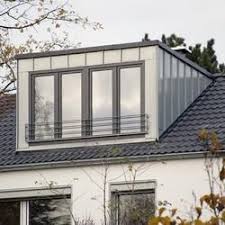 Durch Gauben Bringen Sie Mehr Wohnkomfort In Die Eigenen Vier Wande Gaube Dachkonstruktion Dachgauben