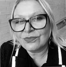 Congratulations to Dr Deborah Netolicky