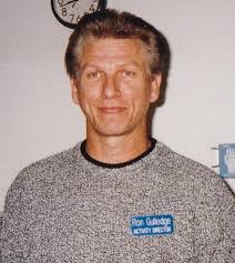 Ronnie Gulledge's Instagram, Twitter & Facebook