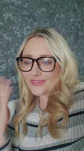 Kay Crisp's Instagram, Twitter & Facebook