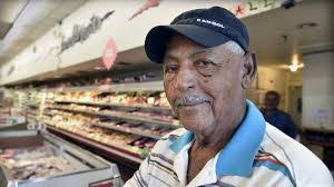 Leon Stapleton's Instagram, Twitter & Facebook