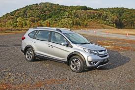 Keep using original honda oil till the time your brv is under warranty, after that you may try other brands of your choice. 2016 Honda Br V Review First Drive Cartrade